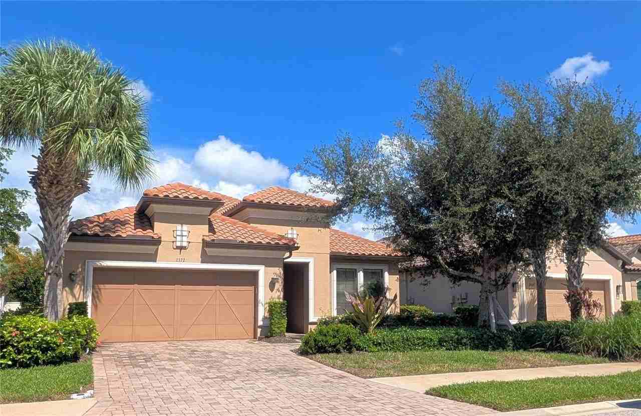 2372 Vaccaro Dr - Photo 3 of 50