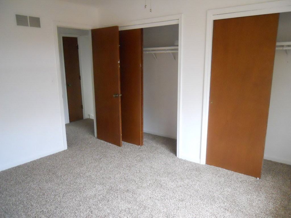 1908 Heatherwood Dr - Photo 6 of 8