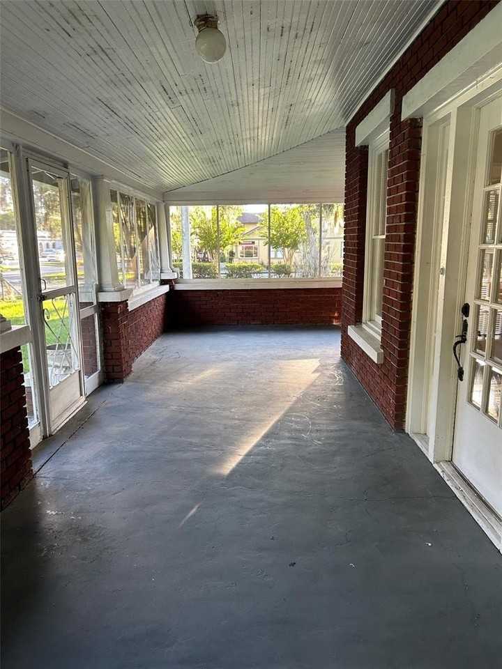 650 E 5th Ave - Photo 2 of 15