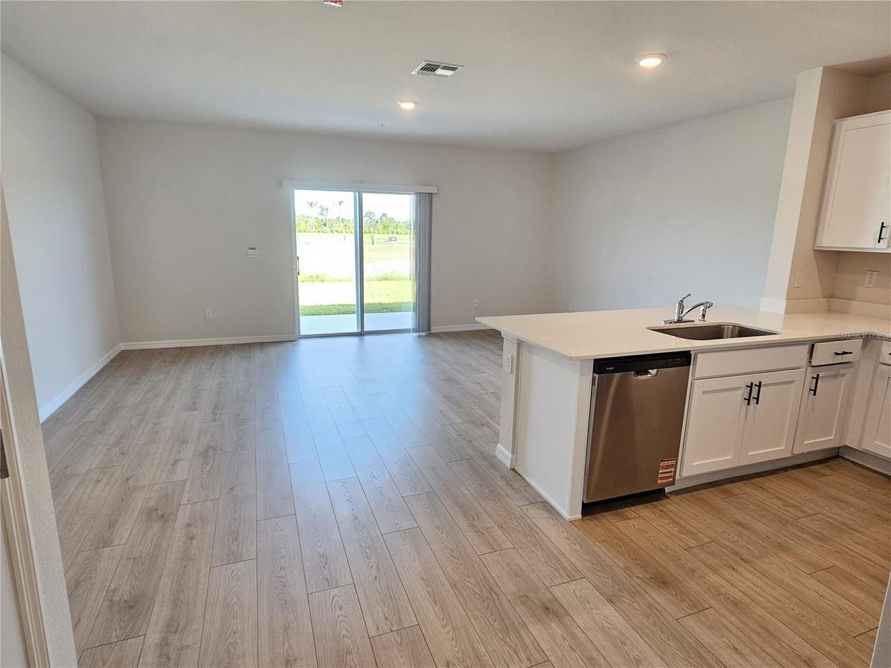 10710 Tiger Lily Dr - Photo 7 of 49