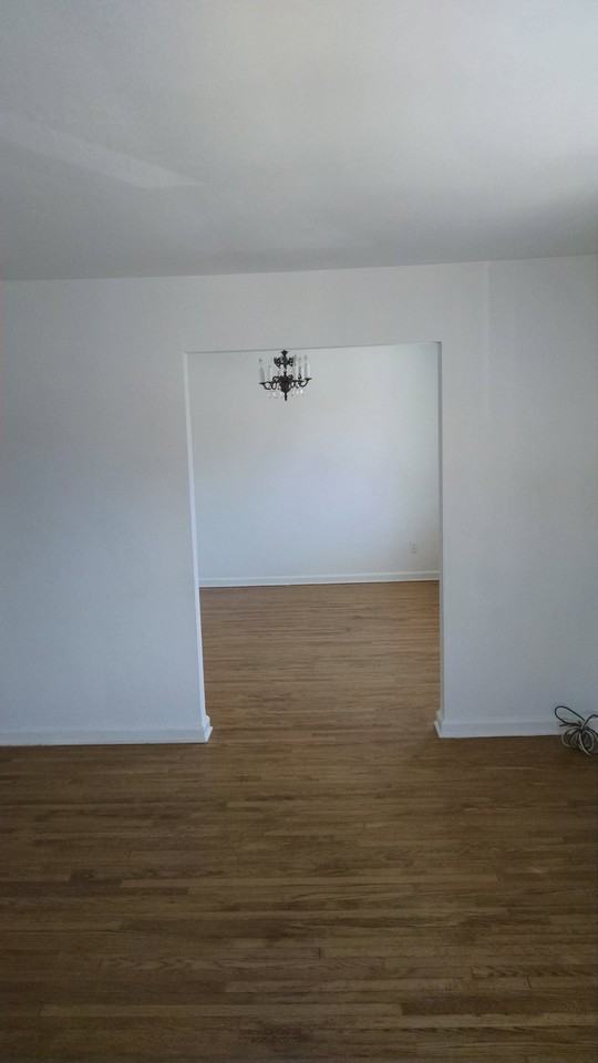 818 Harvard Pl #2 - Photo 6 of 8