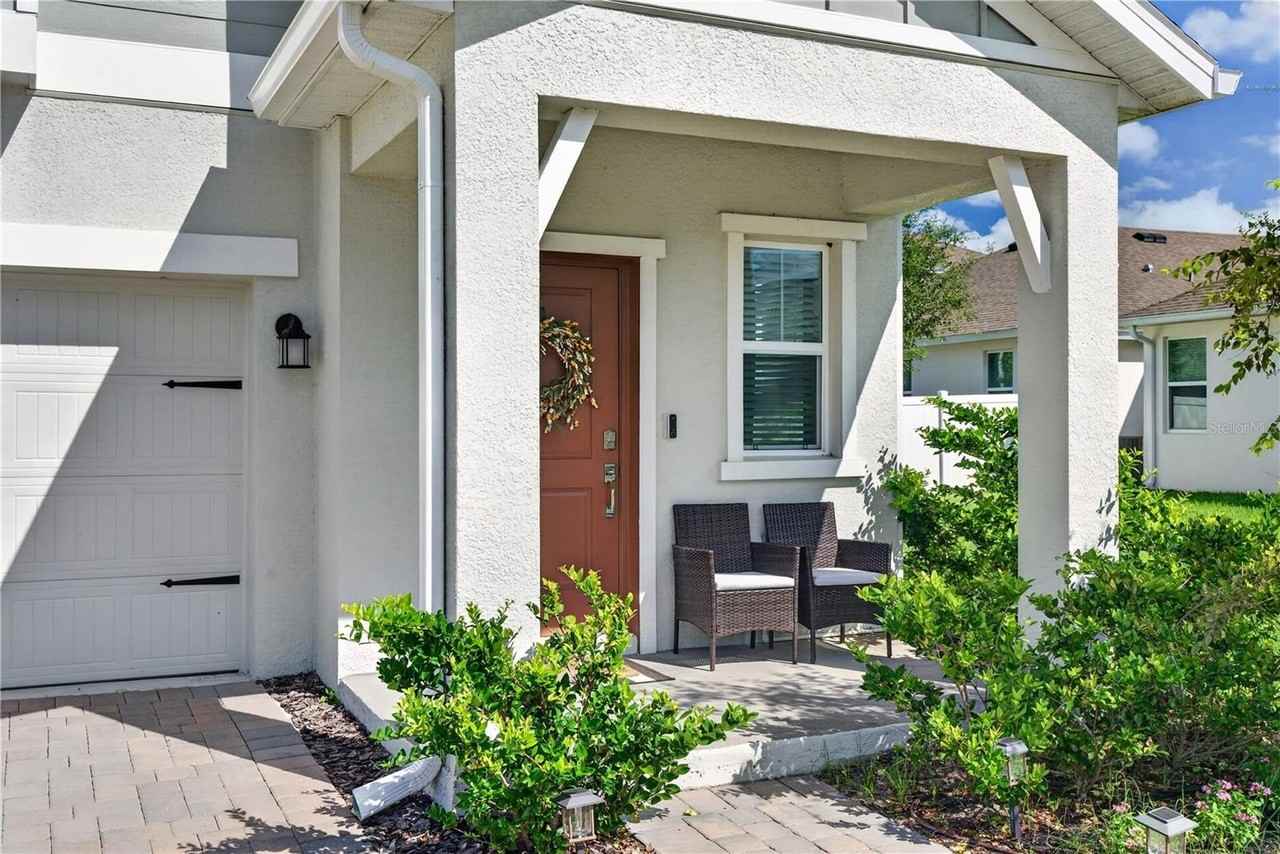 685 Peroni Ave - Photo 2 of 50