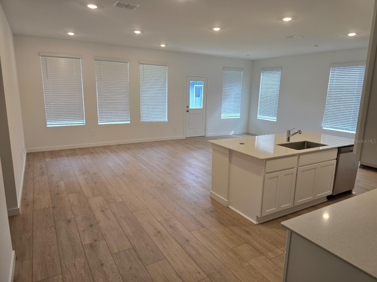 5144 Flaxleaf St - Photo 6 of 28