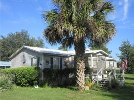 featured image of 8500 Ne 41st Ct