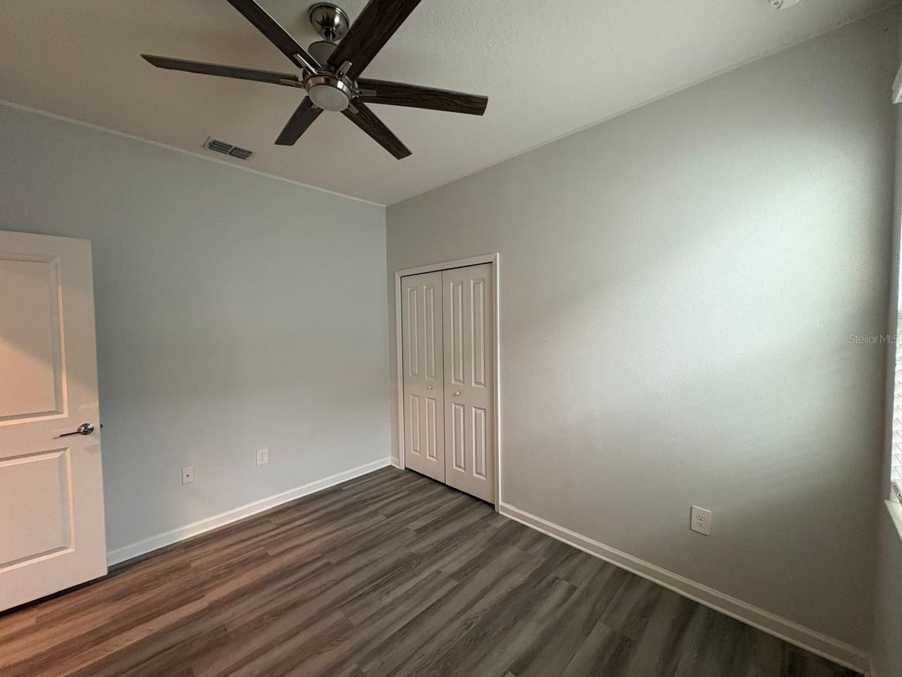 2710 Slash Way - Photo 5 of 9