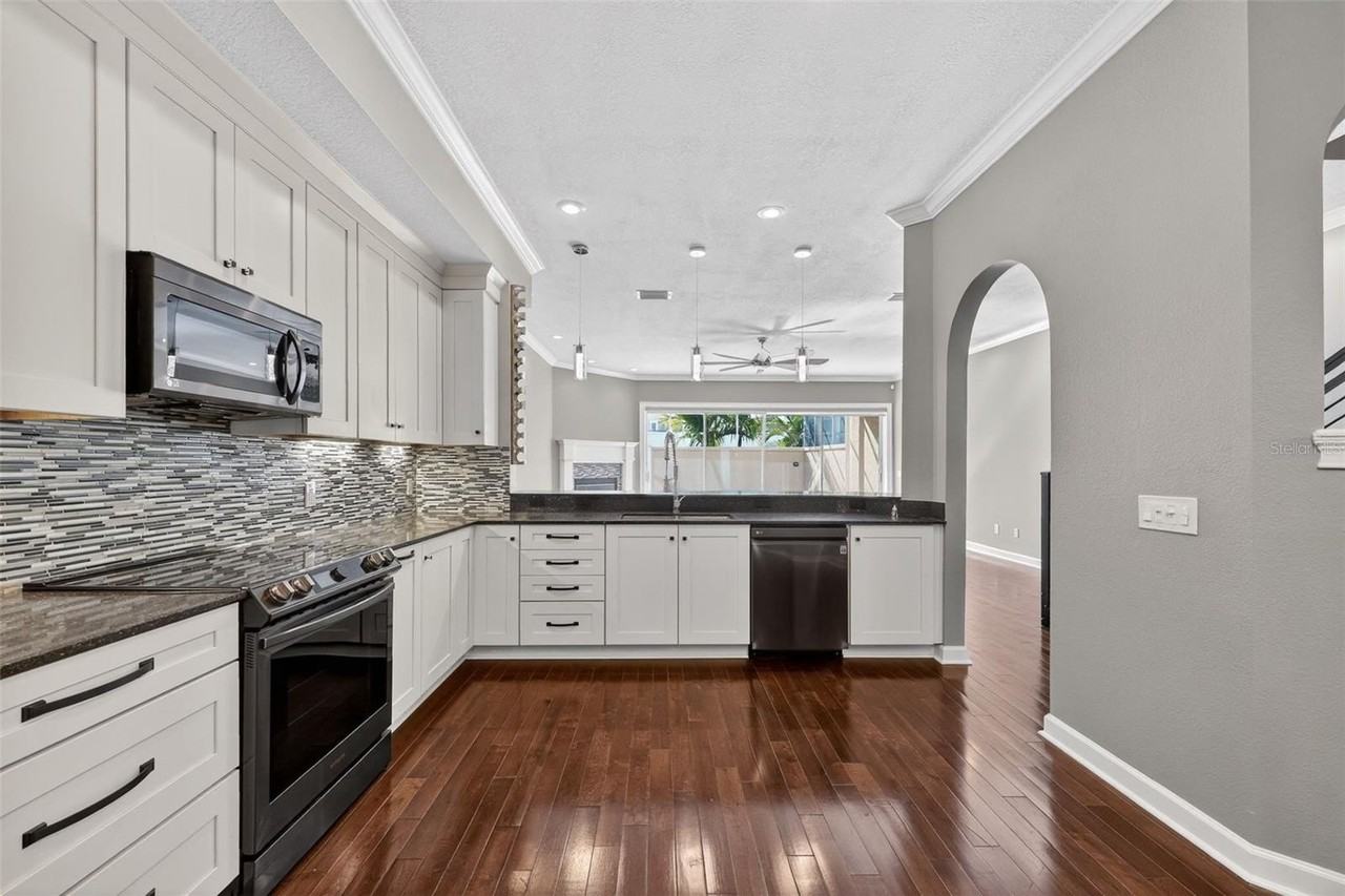 348 Larboard Way - Photo 4 of 30