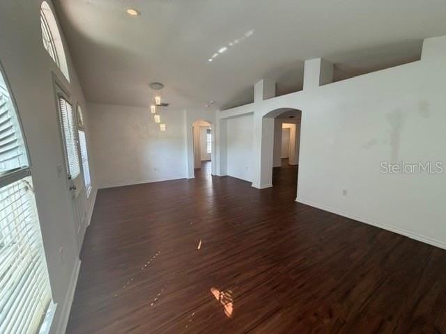 1928 Grenville Ct - Photo 7 of 43