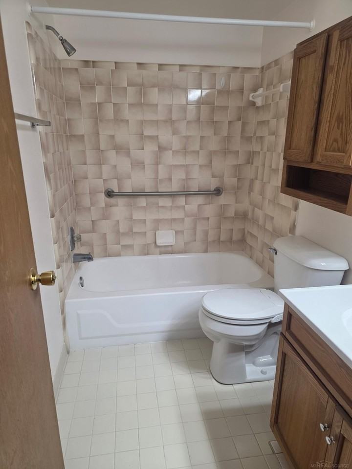 34650 Clarkson Dr W #42 - Photo 5 of 7
