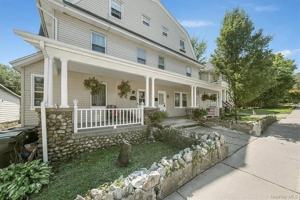 featured image of 19 Walnut Ave #2