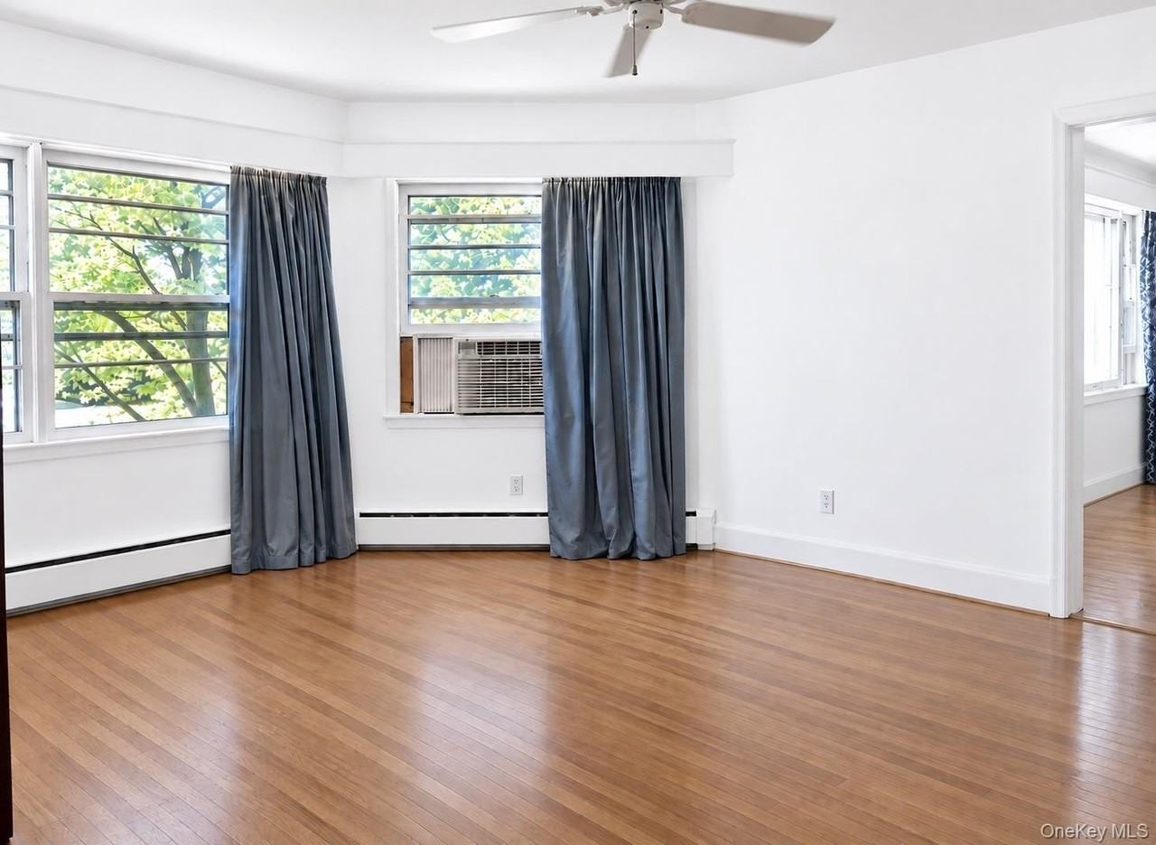 134 N Broadway #1 - Photo 2 of 6
