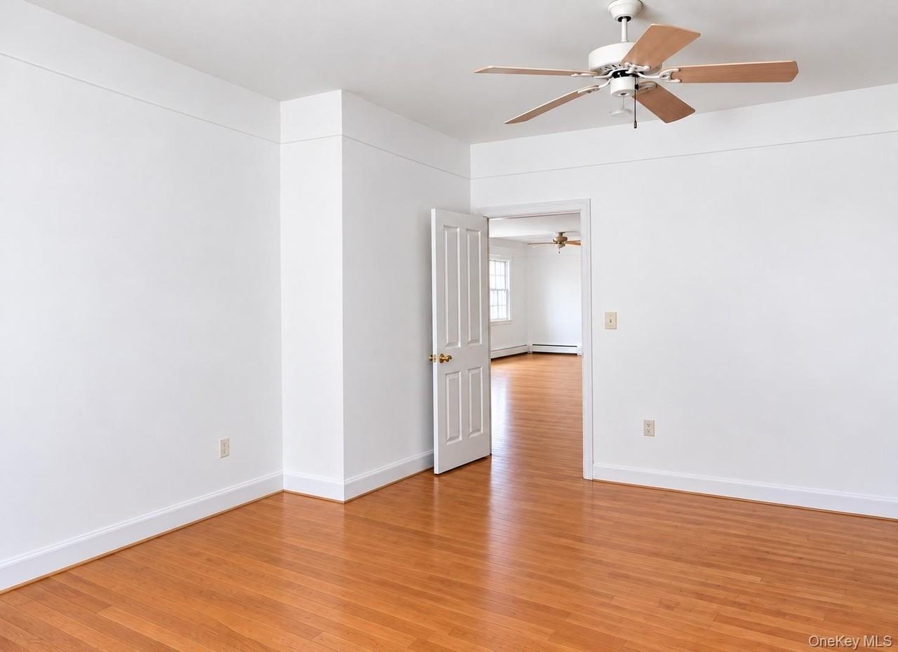 134 N Broadway #1 - Photo 3 of 6