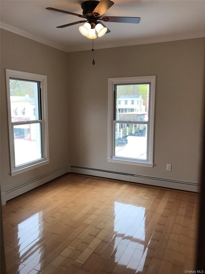 156 Main St #2 - Photo 7 of 16