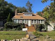 7 Warner Ave - Photo 1 of 1