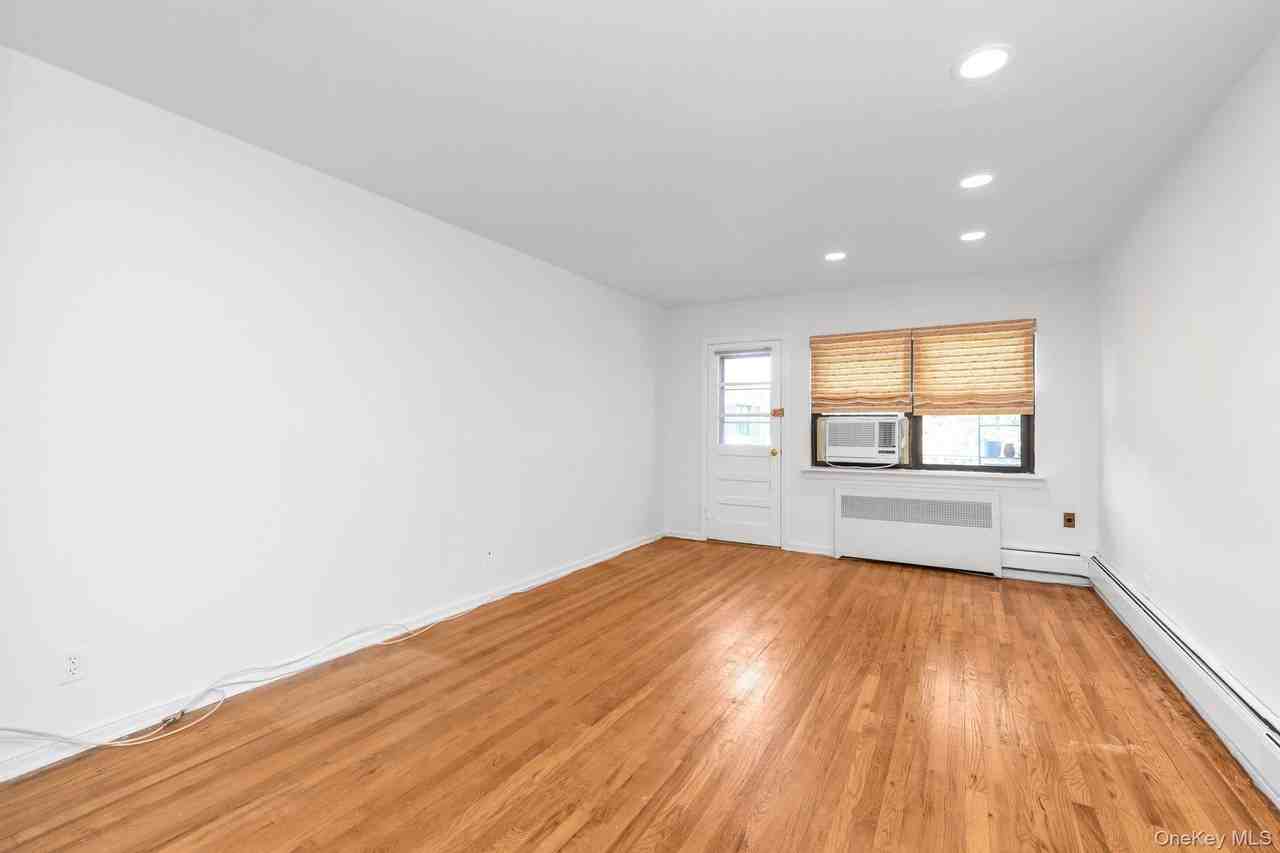 1197 E Broadway #K24 - Photo 4 of 15