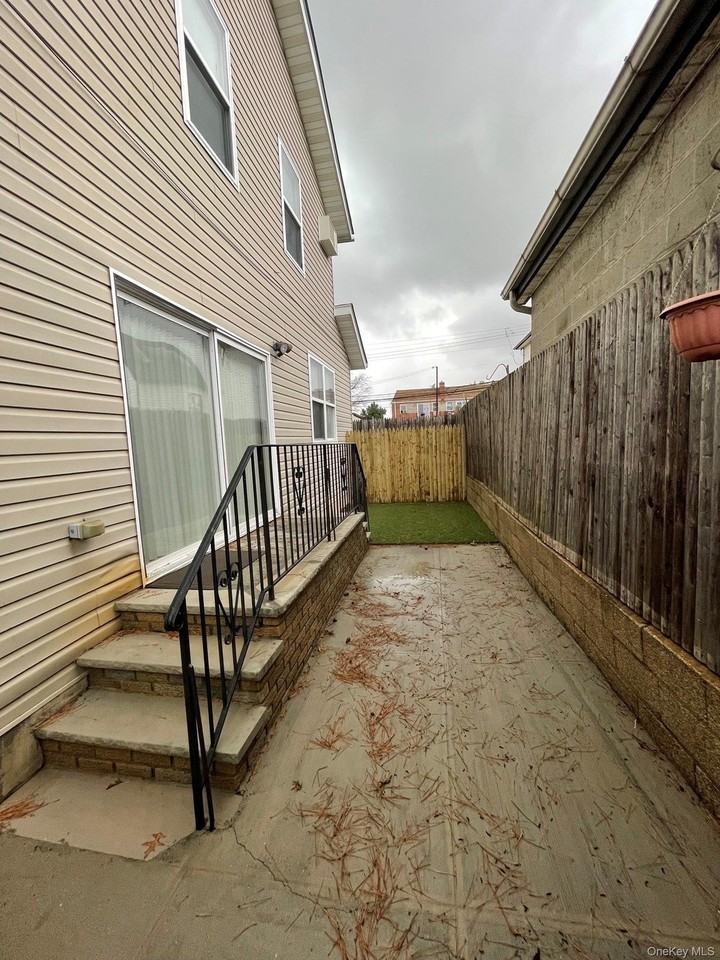 5909 69th St #2R - Photo 2 of 13