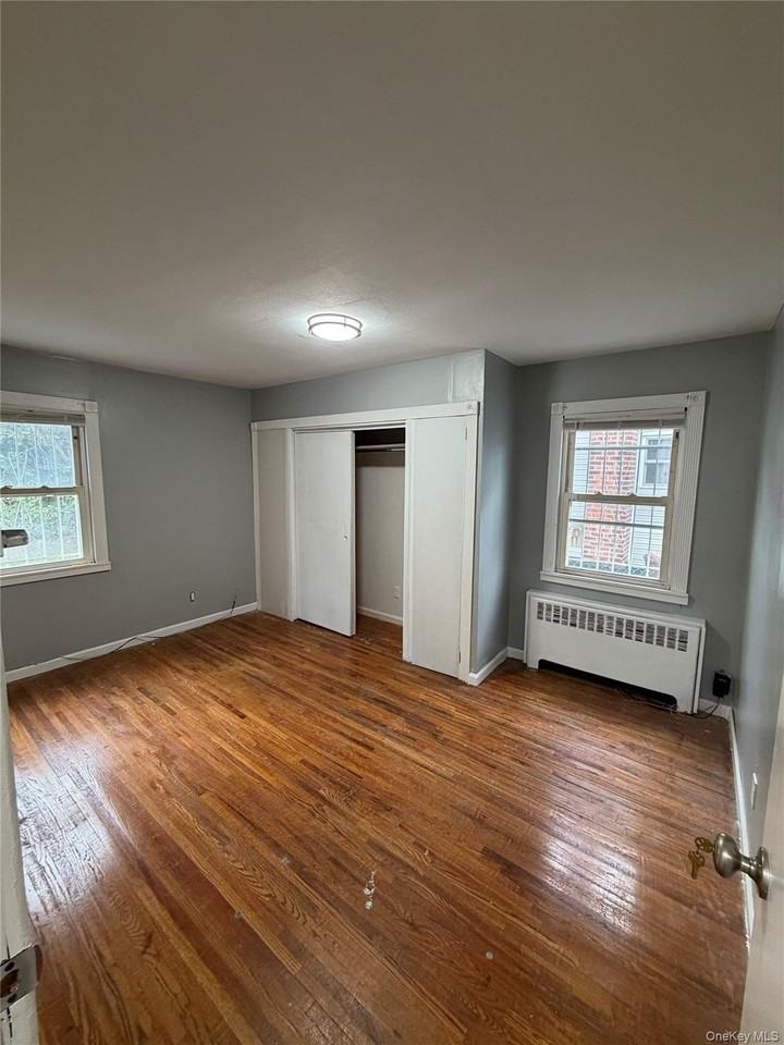 14730 Huxley St - Photo 5 of 11