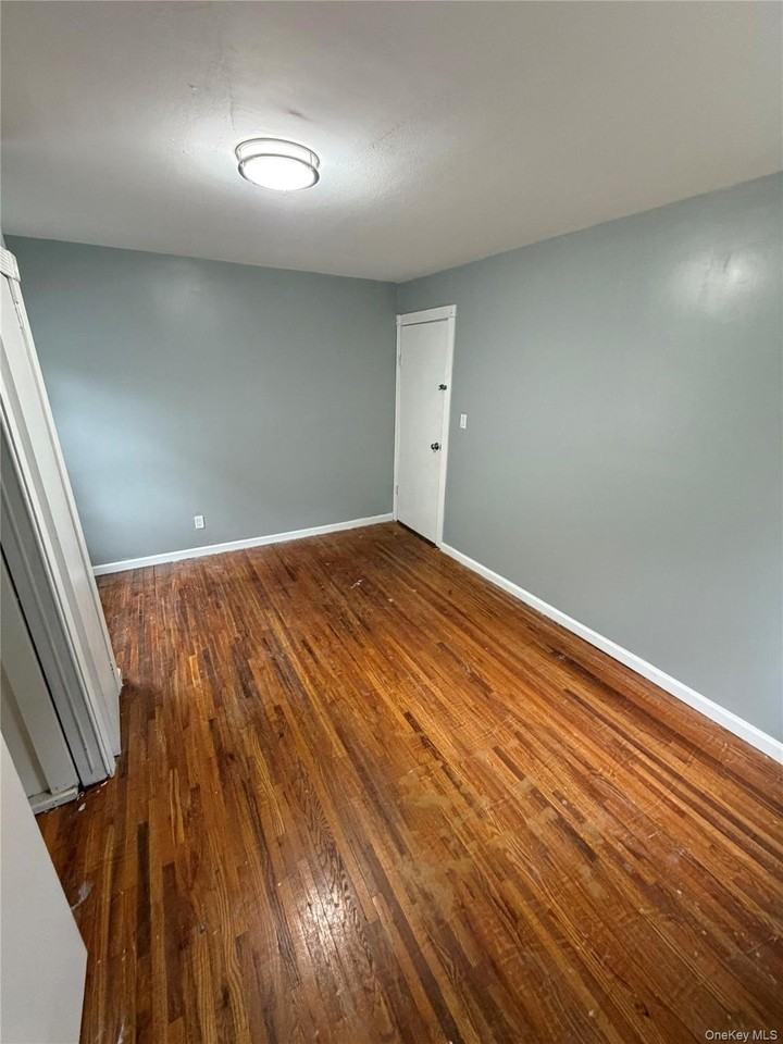 14730 Huxley St - Photo 7 of 11