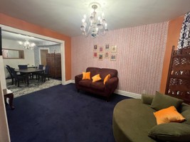 featured image of N Leclaire Ave