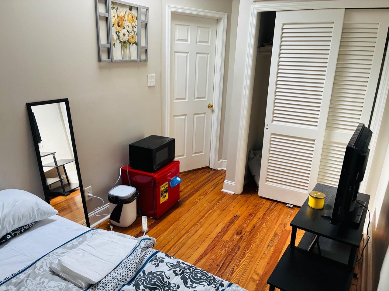 S Newkirk St - Photo 6 of 13
