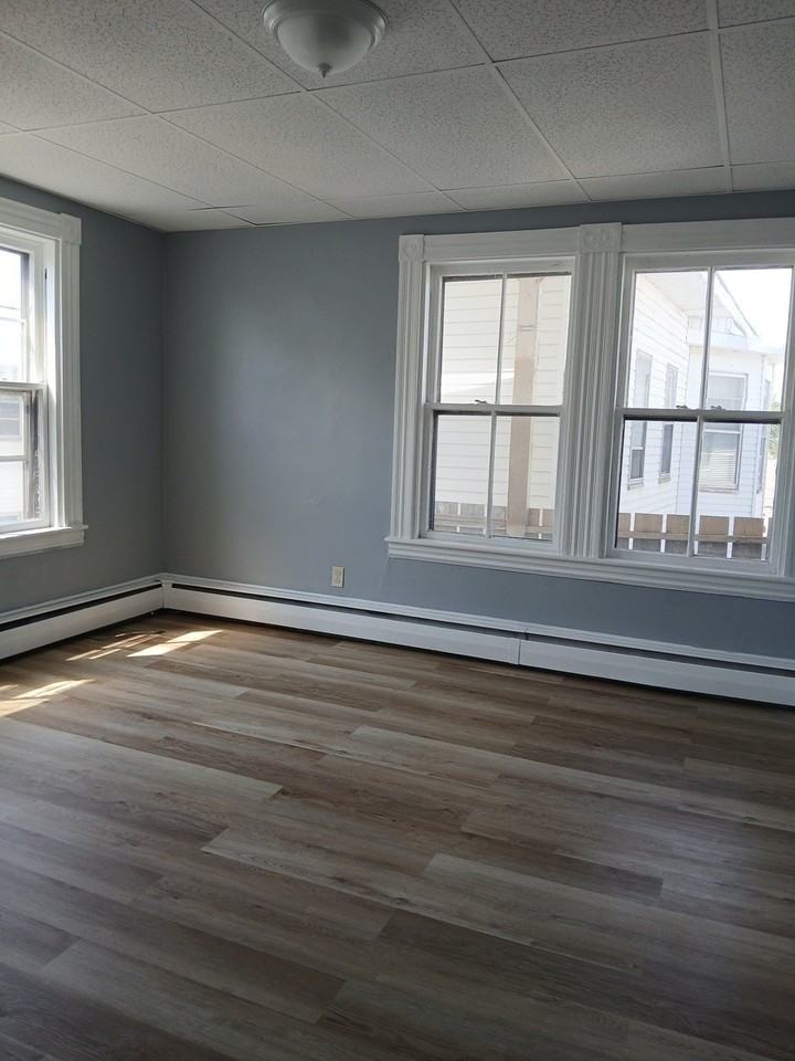 600 Warren Ave #3