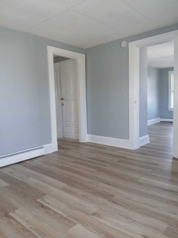 600 Warren Ave #3 - Photo 2 of 13