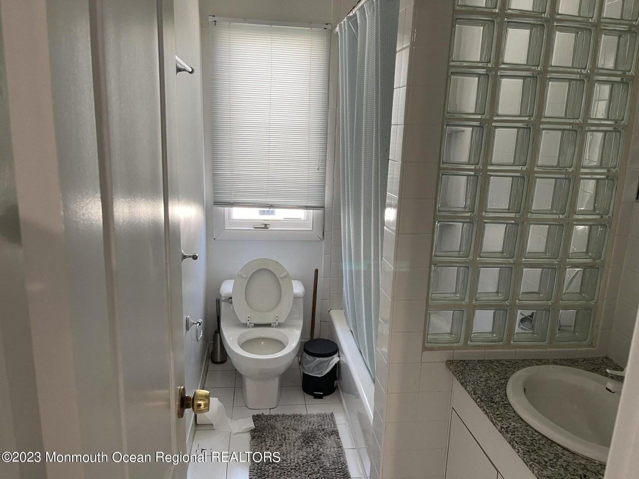 8 Dwight Dr - Photo 7 of 15