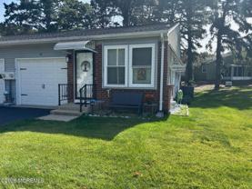 3 Greenwood Ln #B - Photo 1 of 1