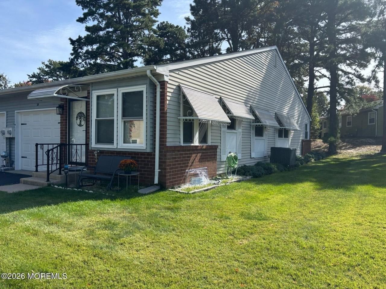 3 Greenwood Ln #B - Photo 2 of 21