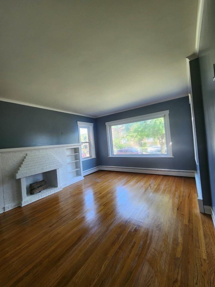1644 N Luna Ave #1 - Photo 3 of 13