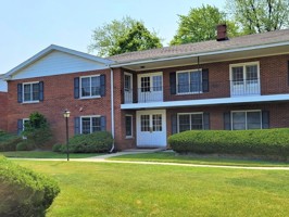 featured image of 2820 Dundee Rd #10B