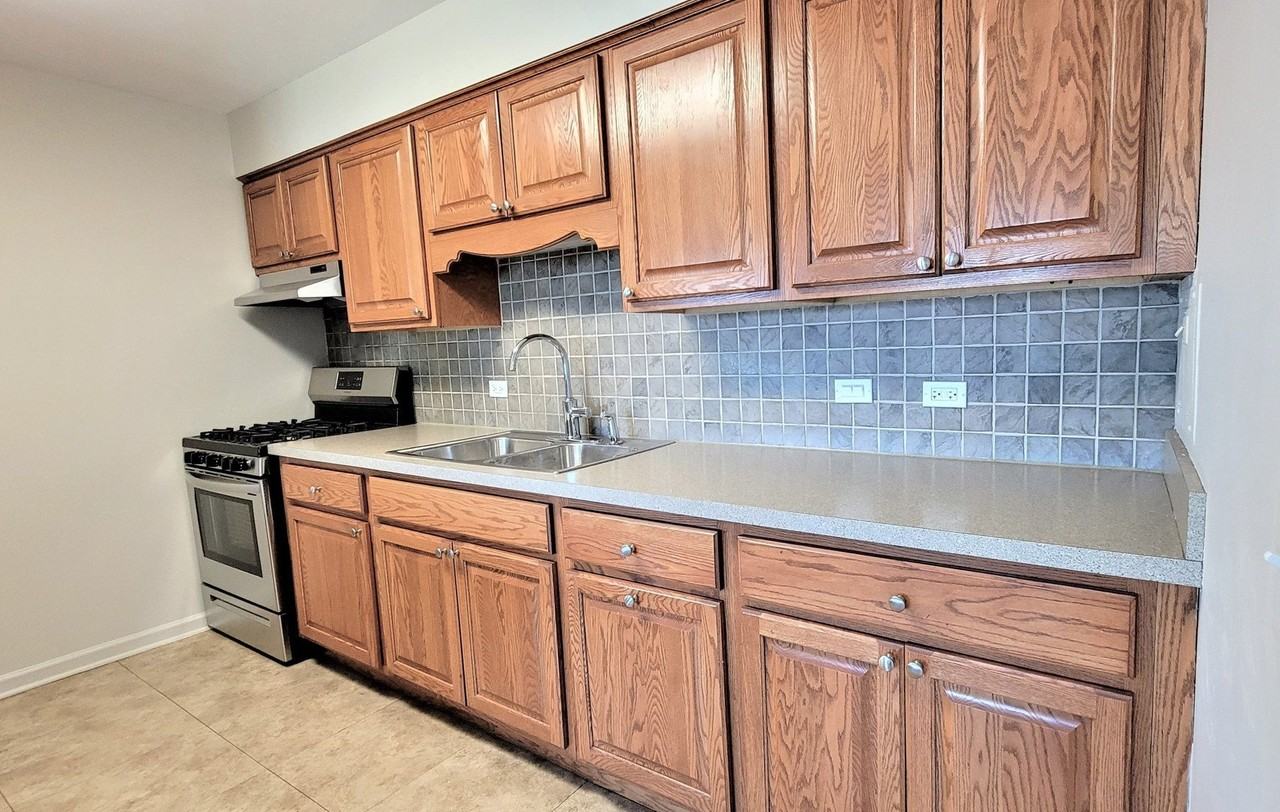 2820 Dundee Rd #10B - Photo 7 of 16