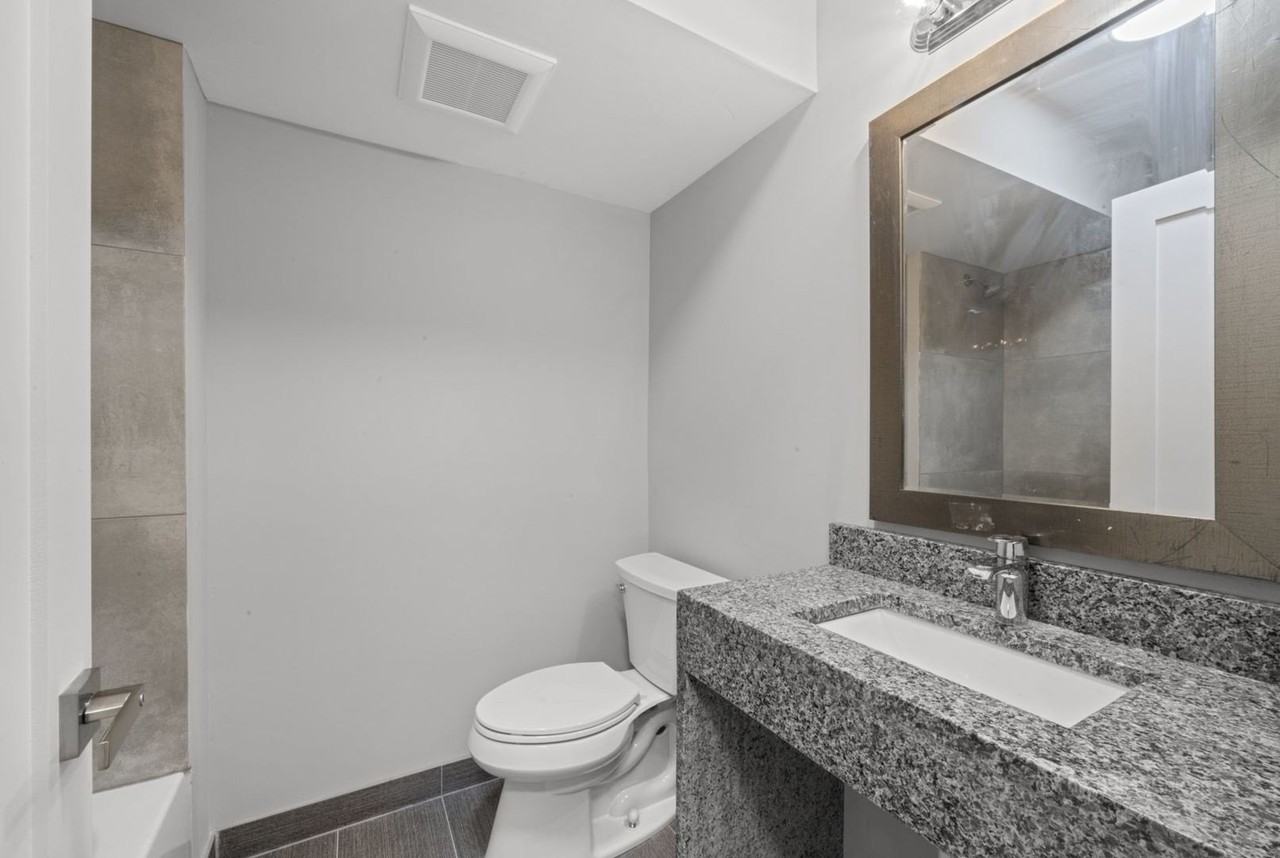 2702 S Homan Ave #2 - Photo 6 of 11