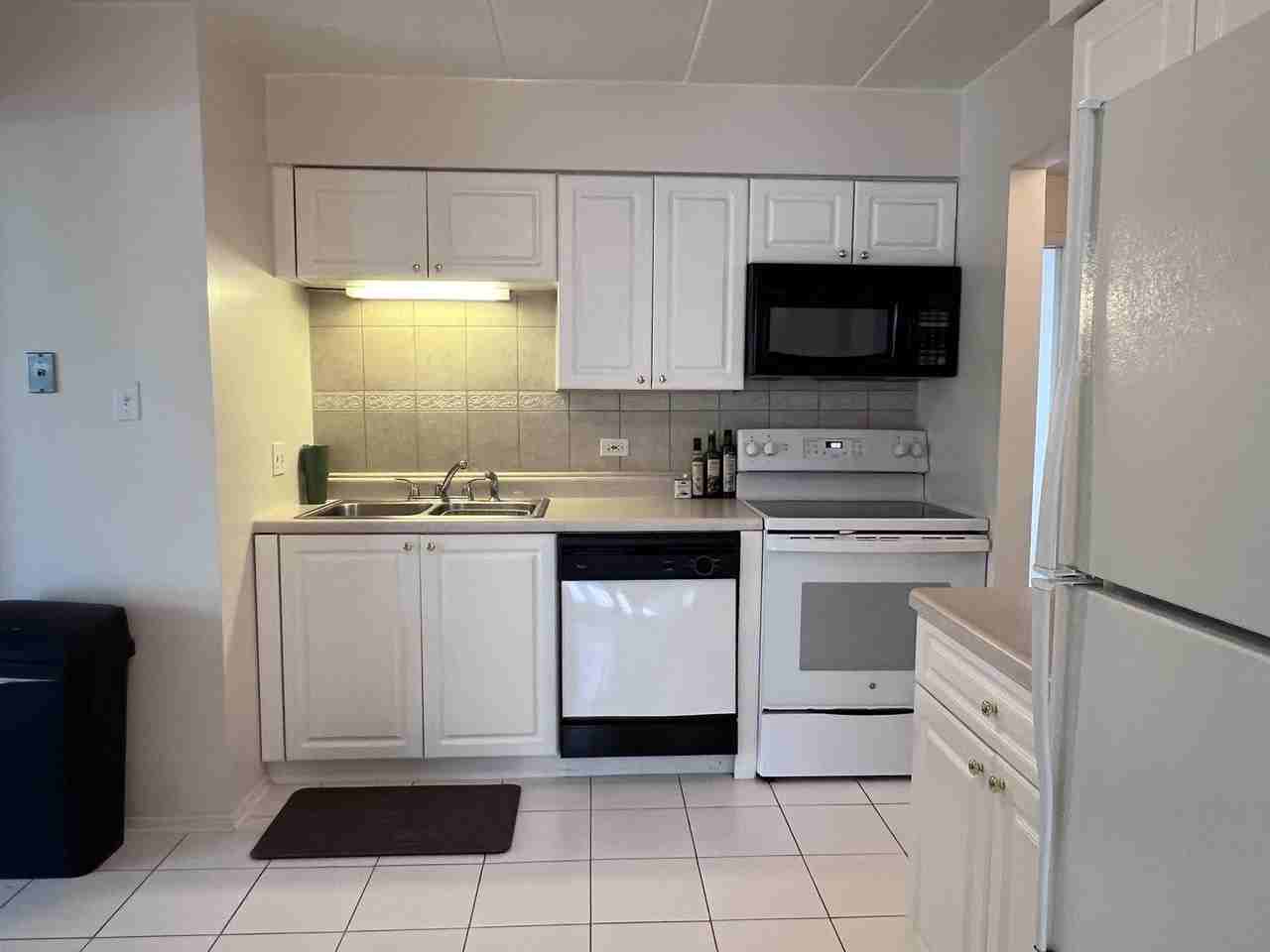 9032 W 140th St #2A - Photo 5 of 12