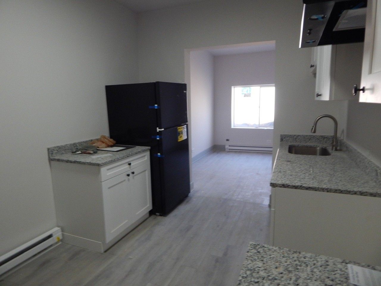 307 Stone St #1A - Photo 6 of 12