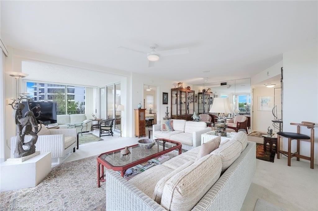 5501 Heron Point Dr #204 - Photo 4 of 23