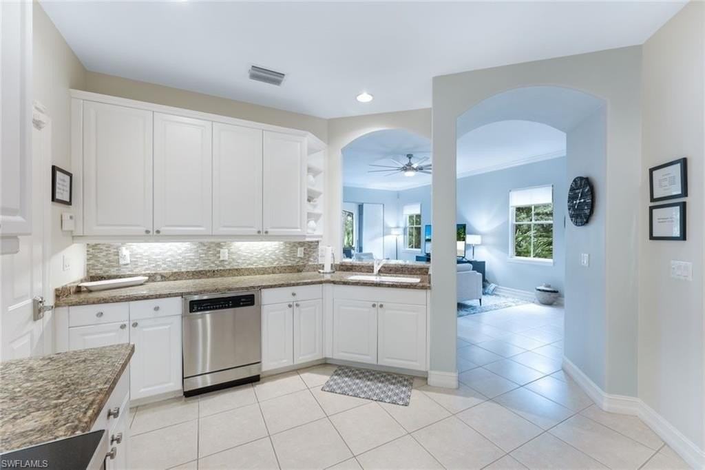2662 Bolero Dr #10 - Photo 6 of 22