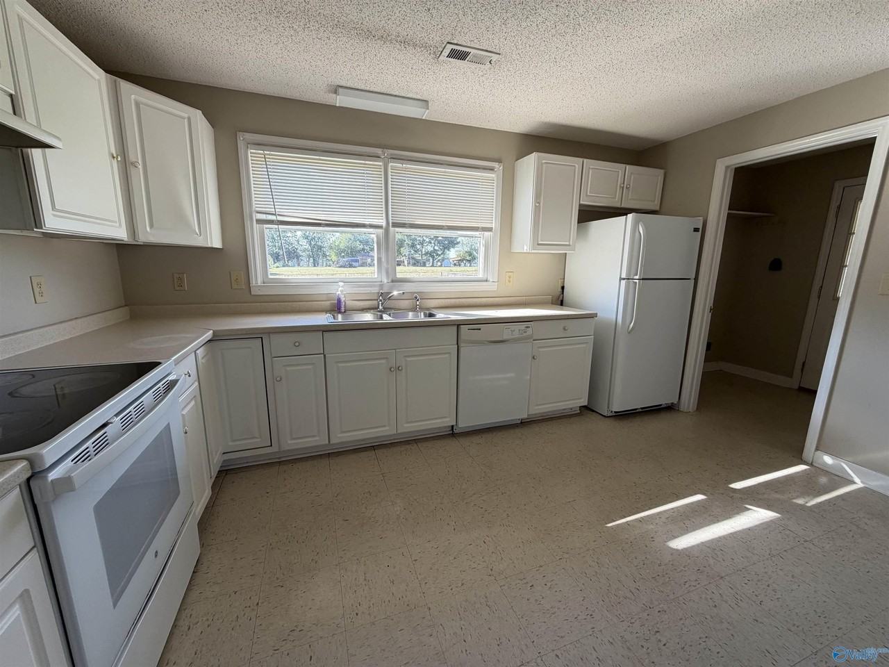 266 Agua Dr - Photo 7 of 12