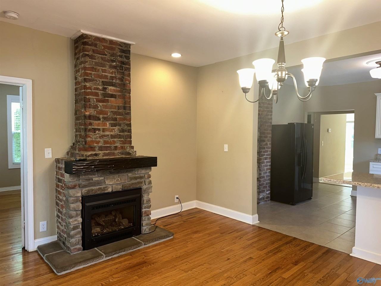 1416 Wells Ave Se - Photo 3 of 28