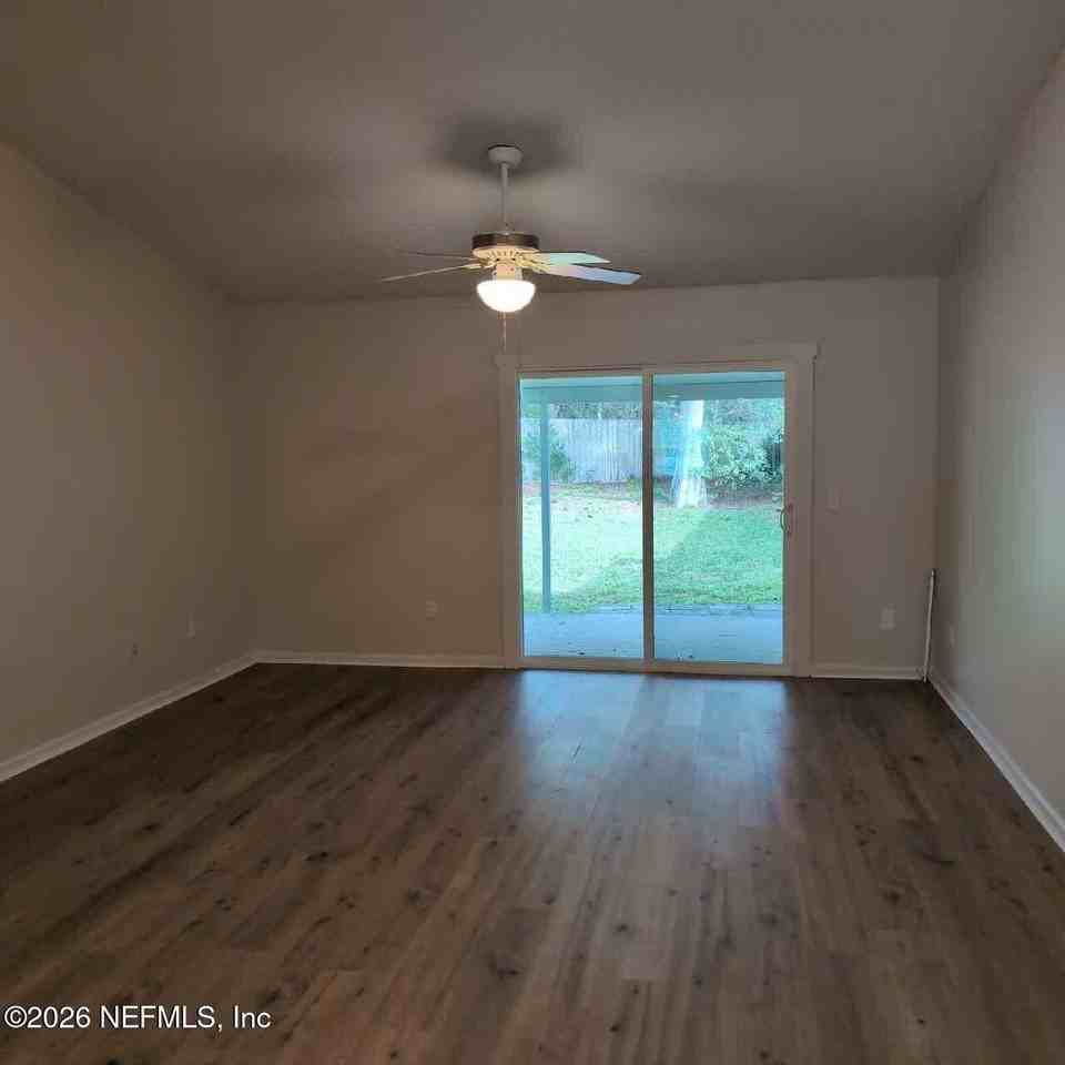 11789 Wattle Tree Rd N - Photo 4 of 14