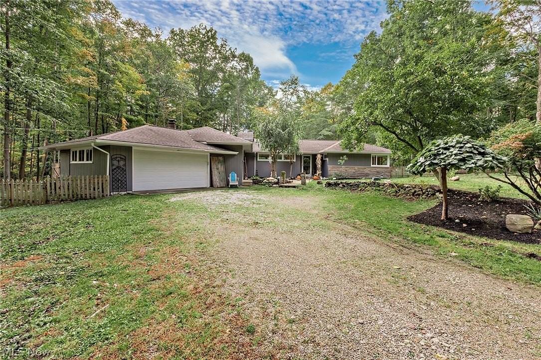 8165 Chagrin Mills Rd - Photo 2 of 49