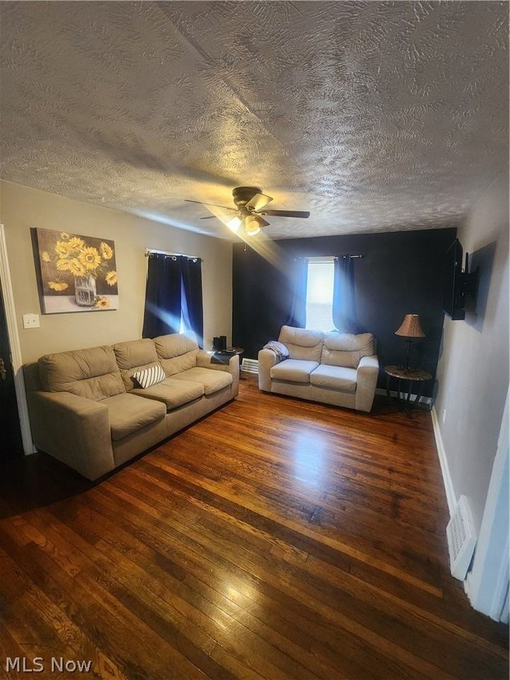 16117 Glendale Ave - Photo 7 of 22