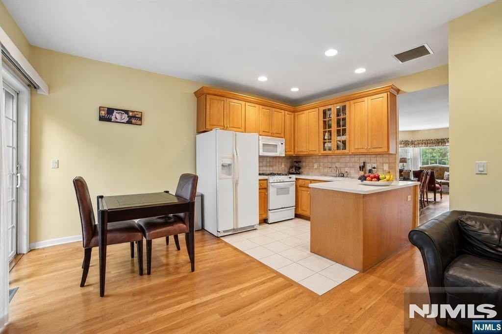 116 Stonegate Trl #116 - Photo 7 of 27