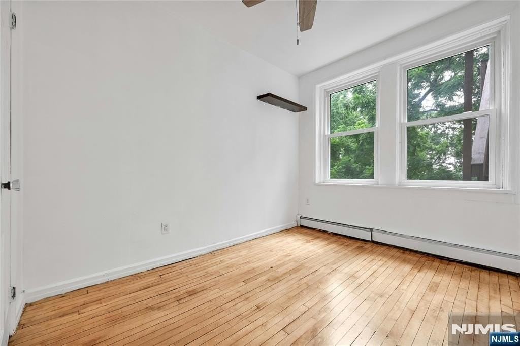 363 Mount Prospect Ave #2 - Photo 7 of 8