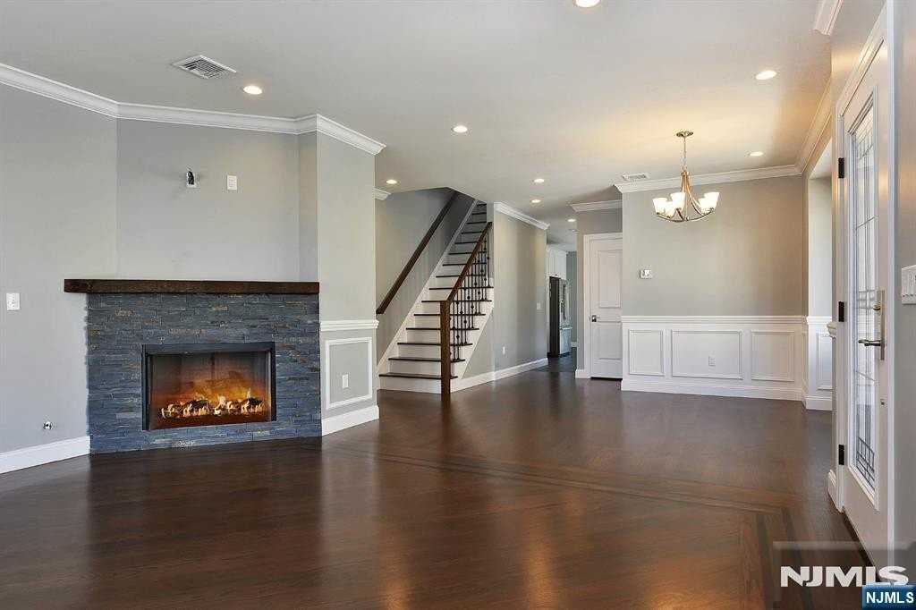 290 Tom Hunter Rd #B - Photo 4 of 28