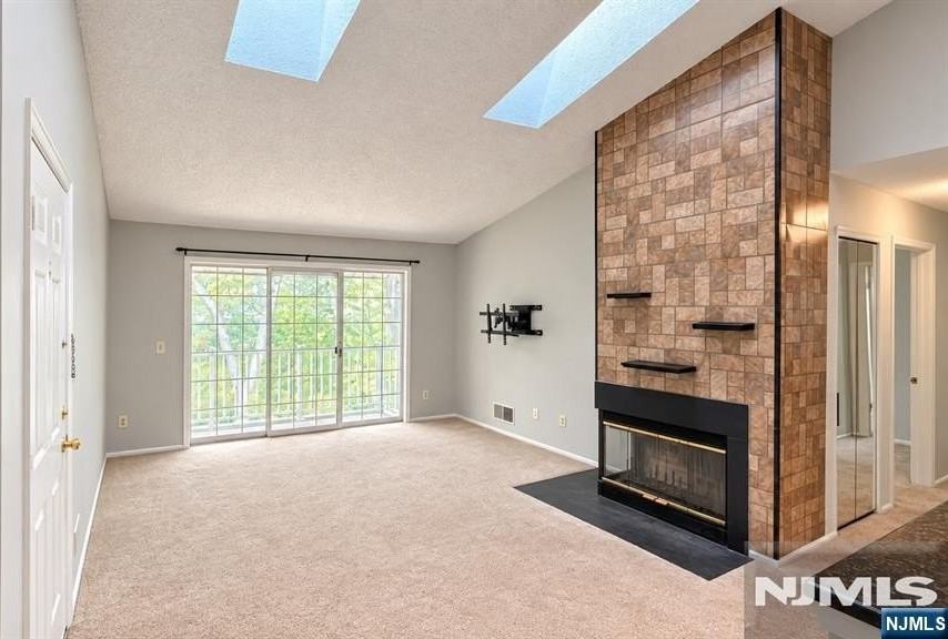 898 Tuliptree Ct - Photo 3 of 16