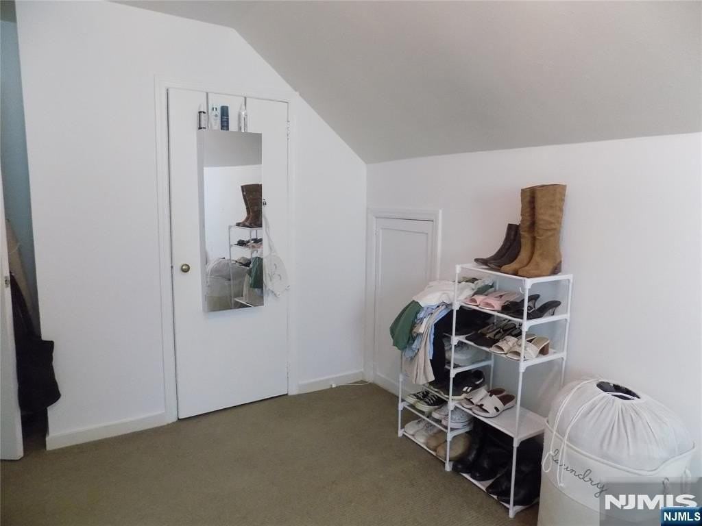 33 Wyndham Rd - Photo 6 of 8