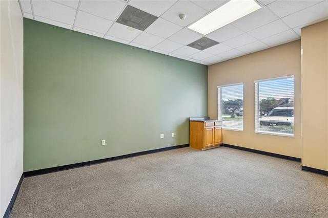 1379 Corporate Square Blvd - Photo 6 of 16