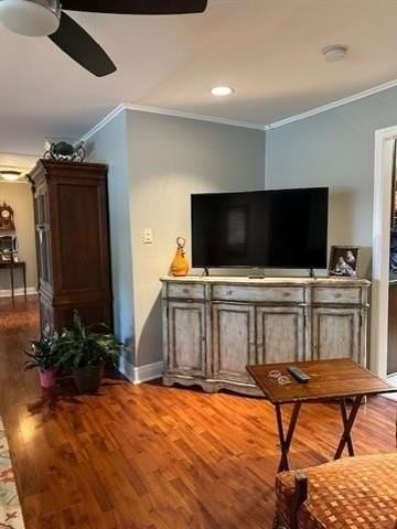 210 Douglas Dr - Photo 3 of 22