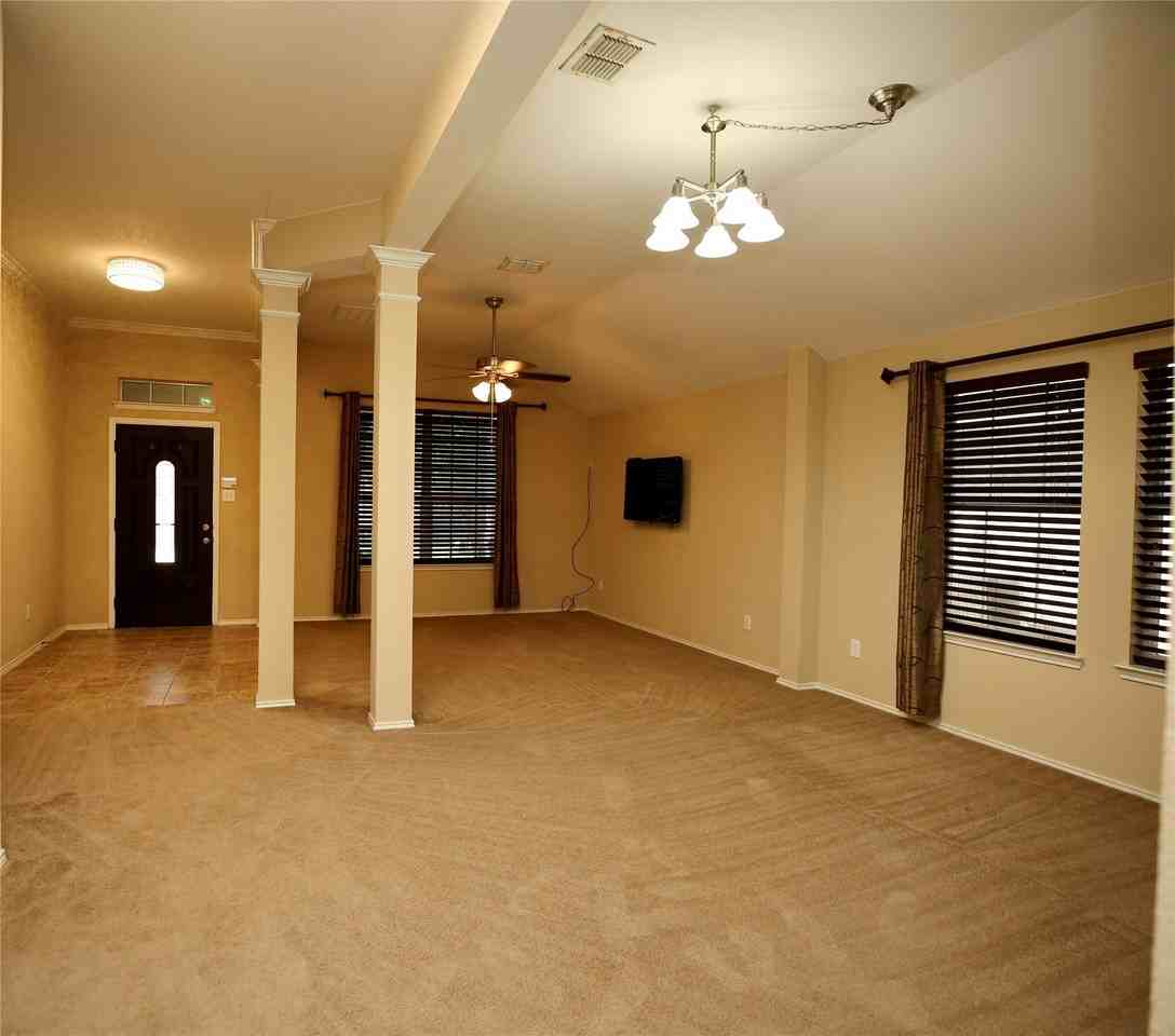 5708 Calf Creek Dr - Photo 3 of 15