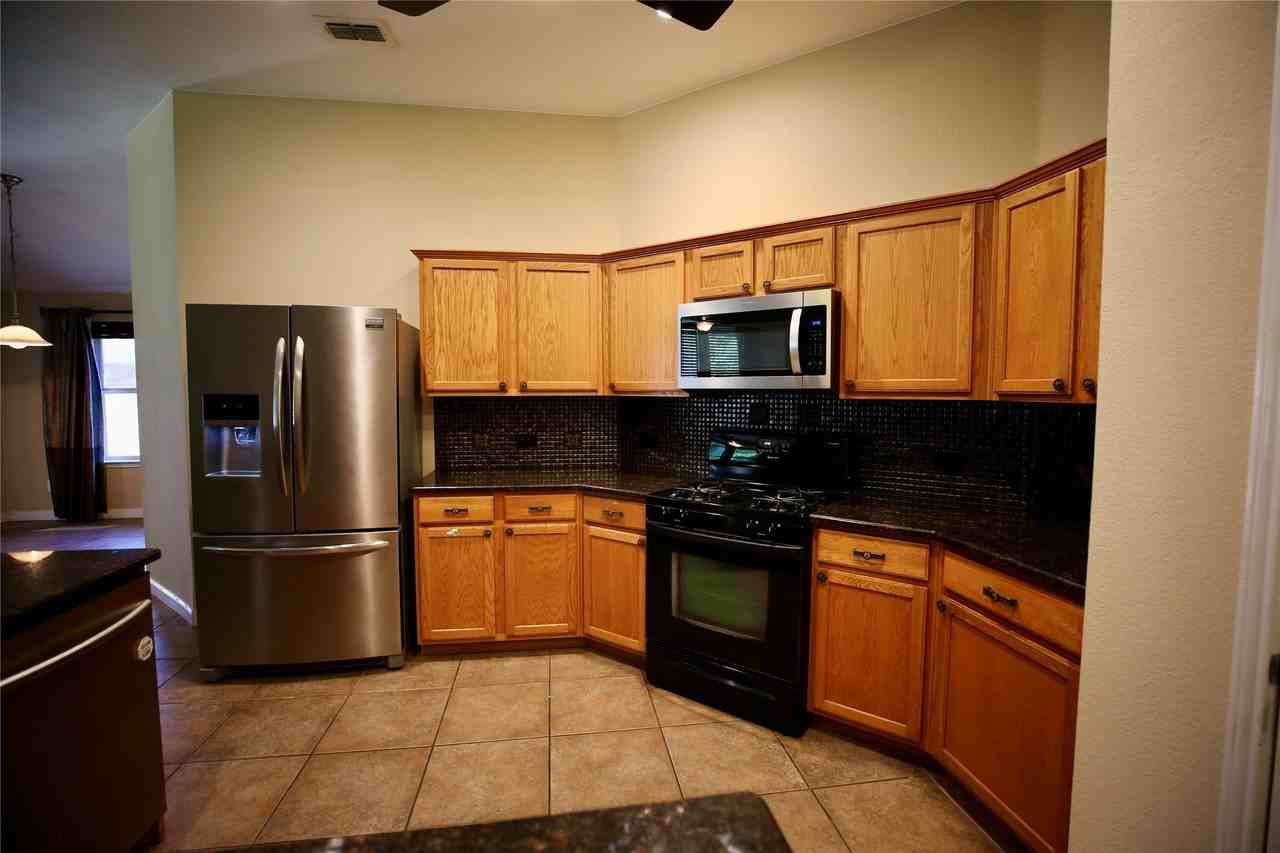 5708 Calf Creek Dr - Photo 5 of 15